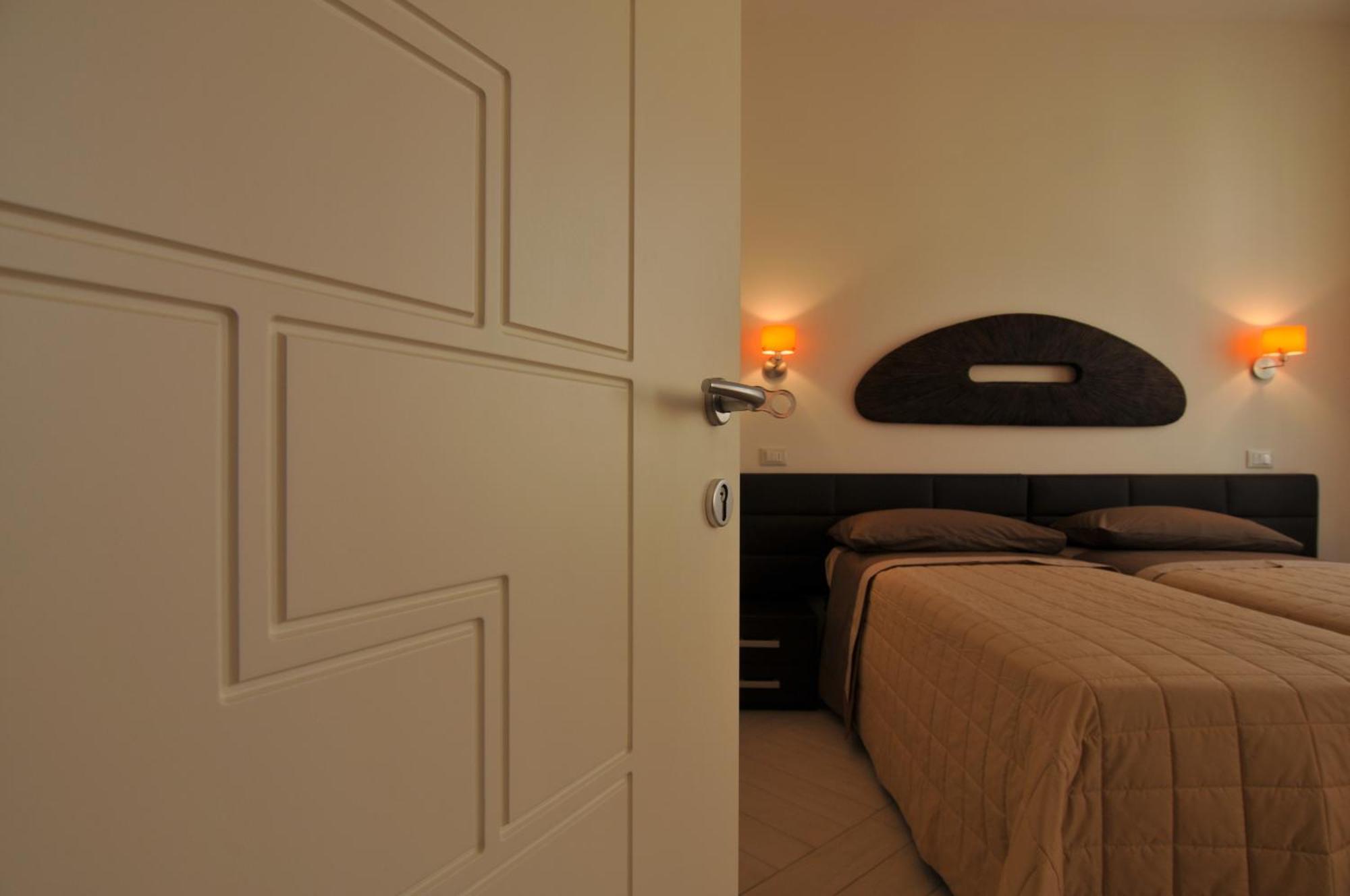 B&B Il Grifone ปิสโตยา ภายนอก รูปภาพ